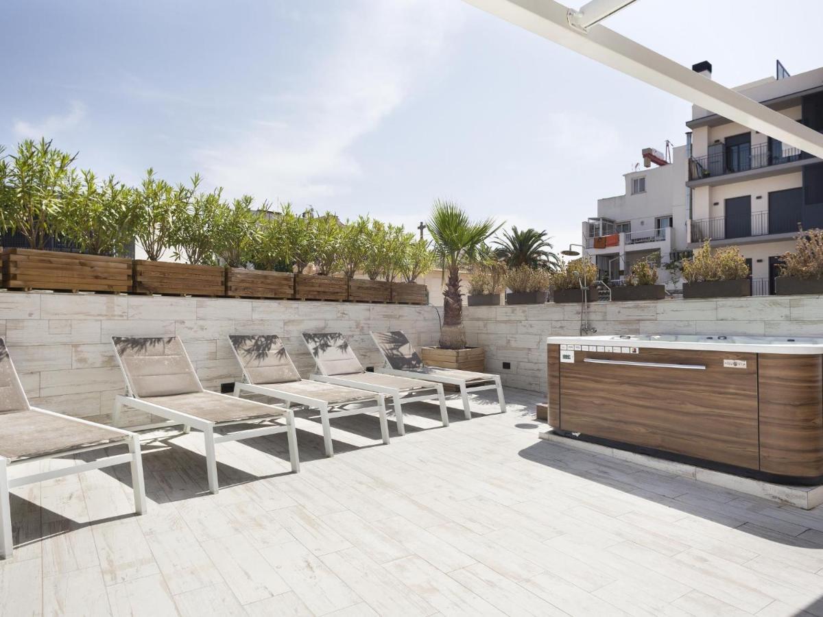 Sitges Spaces Mediterranean Apartments 5 Bedrooms, 4 Bathrooms, 75M2 Terrace, Centre Sitges- Sleeps 11 Ngoại thất bức ảnh